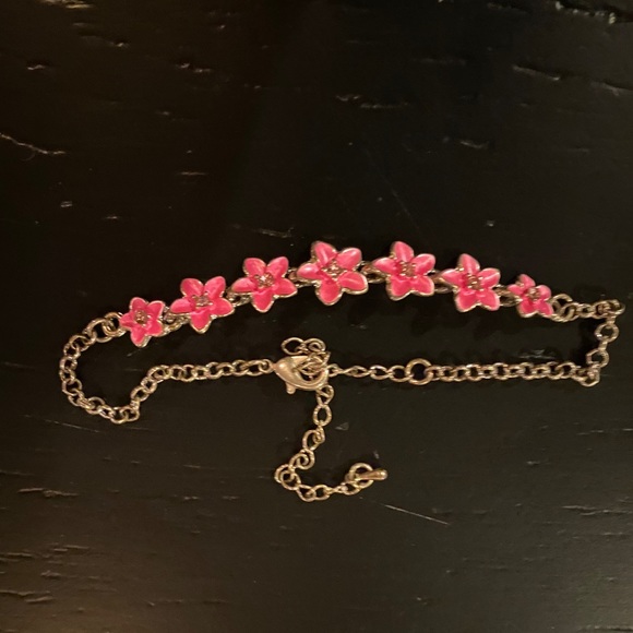 Jewelry - Flower Necklace